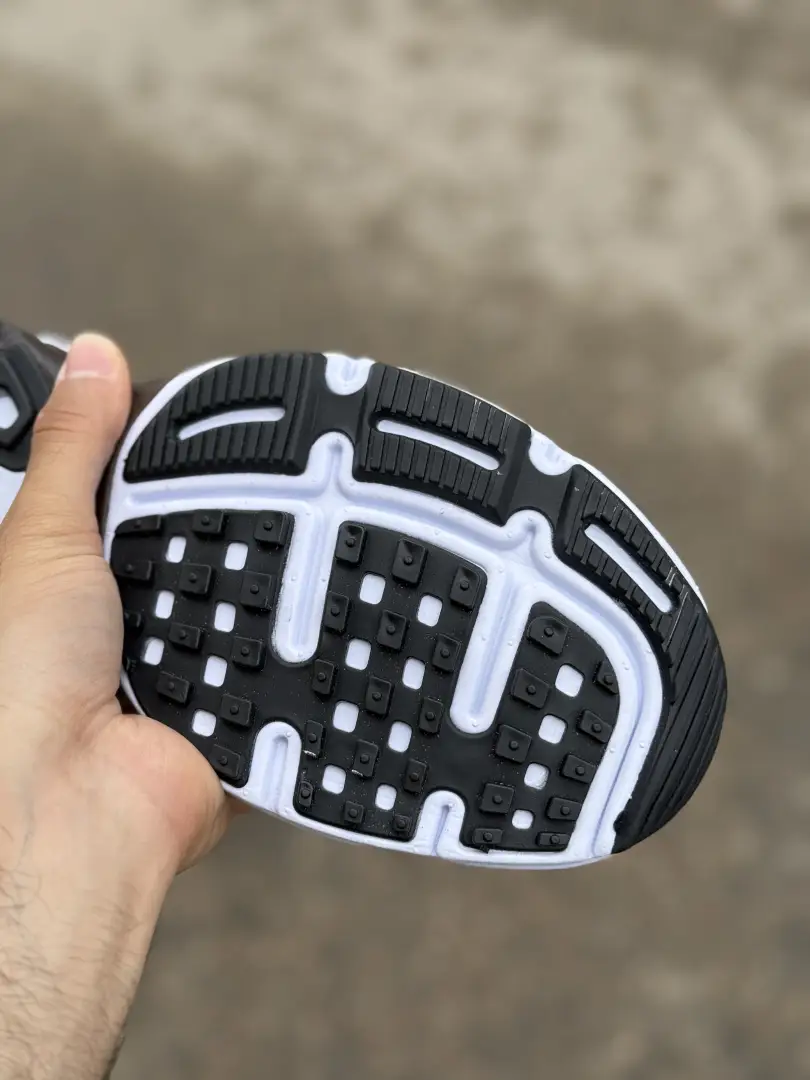 کتونی اسپورت v2K مشکی - تصویر 2