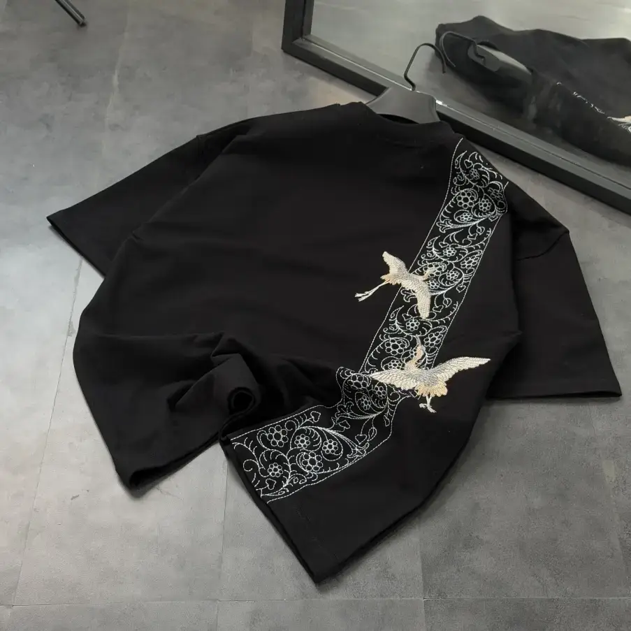 تیشرت گلدوزی ققنوس - تصویر 2