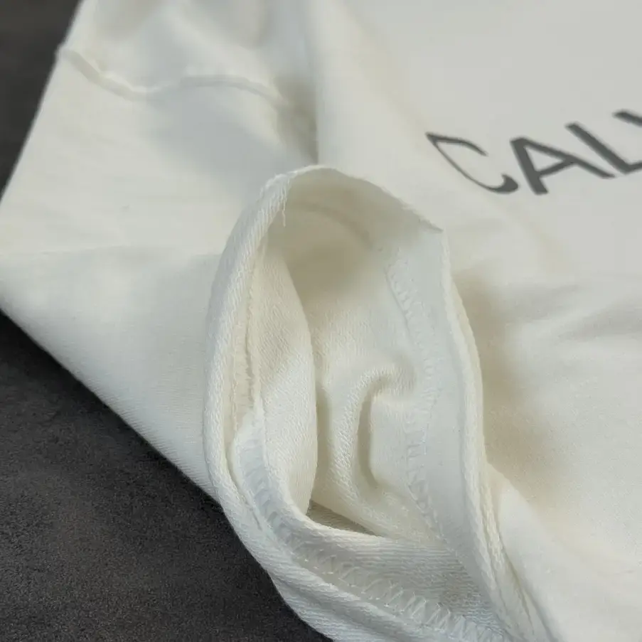 تیشرت باکسی مینیمال Calvin klein - تصویر 5
