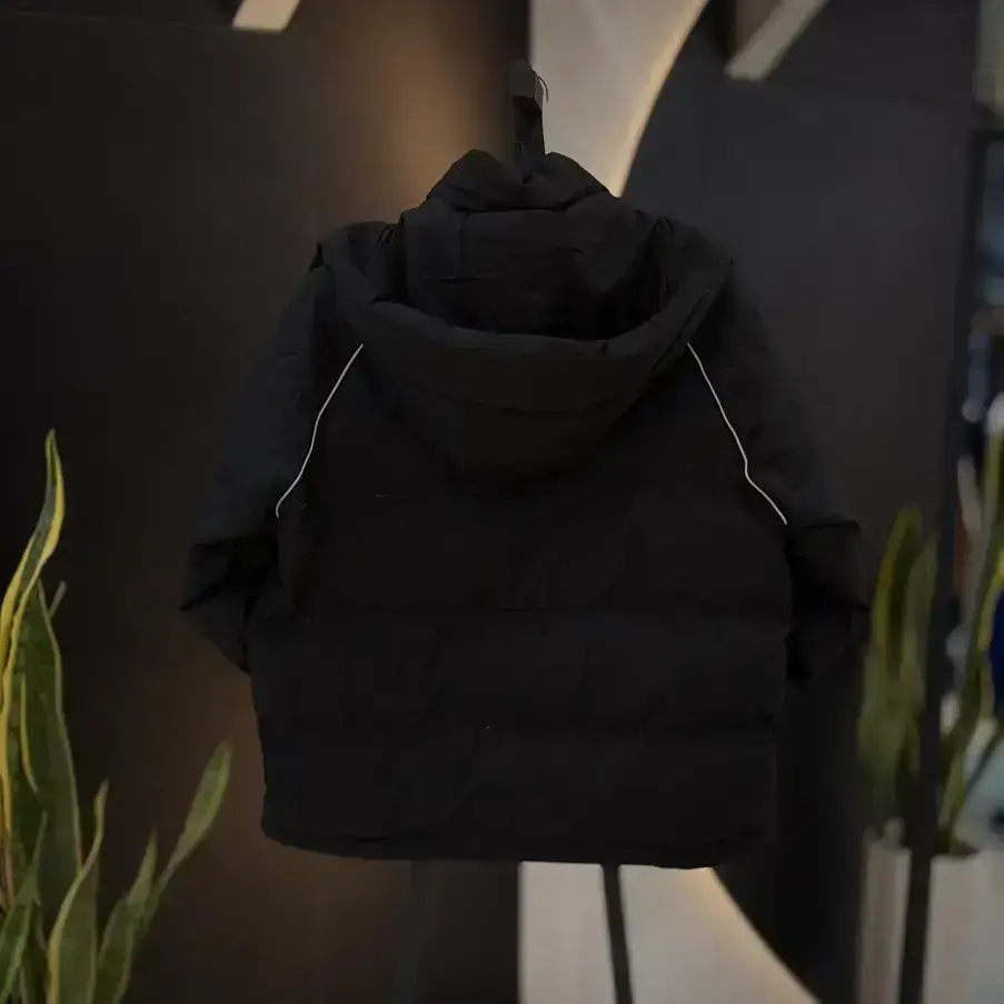 کاپشن وارداتی سفارش برند NIKE - تصویر 3